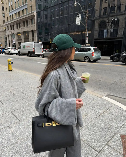 Melangé- Locker Strickpullover mit Schal