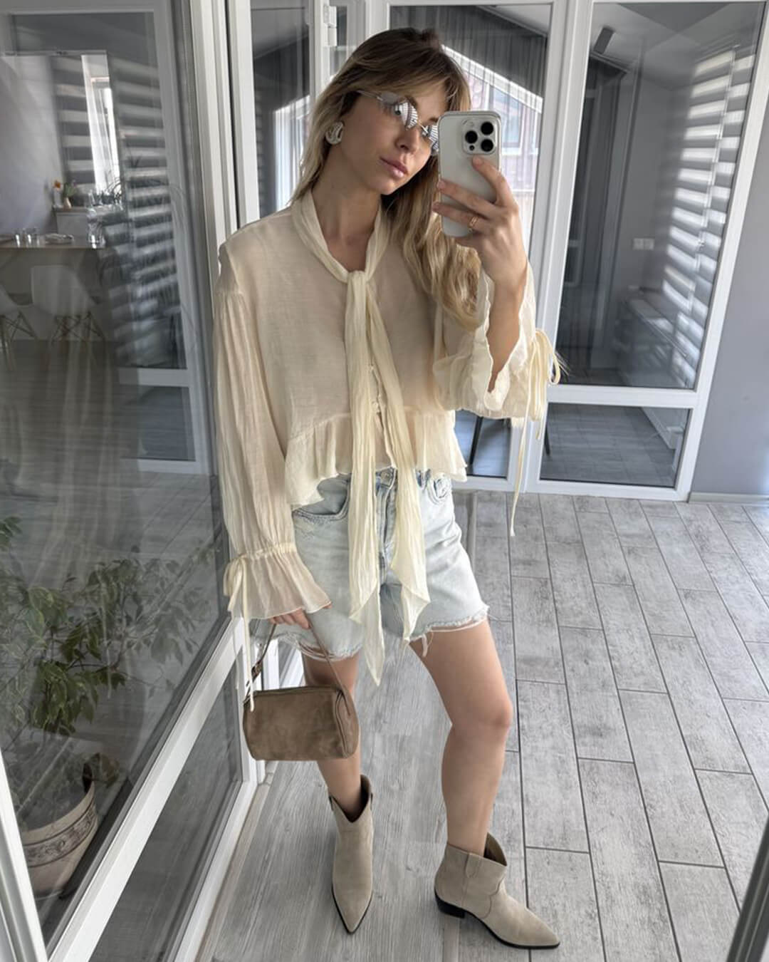 Melangé- Wildleder Mini Schultertasche