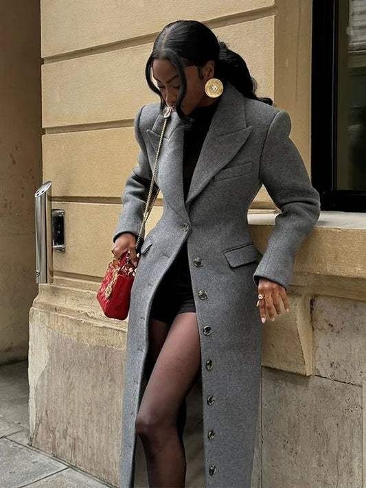 Melangé- Mantel mit tailliertem Schnitt