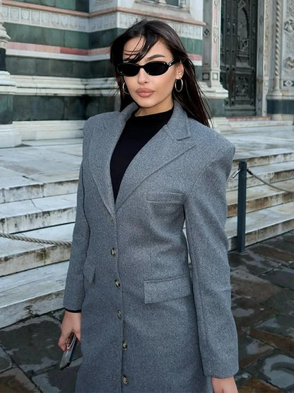 Melangé- Mantel mit tailliertem Schnitt